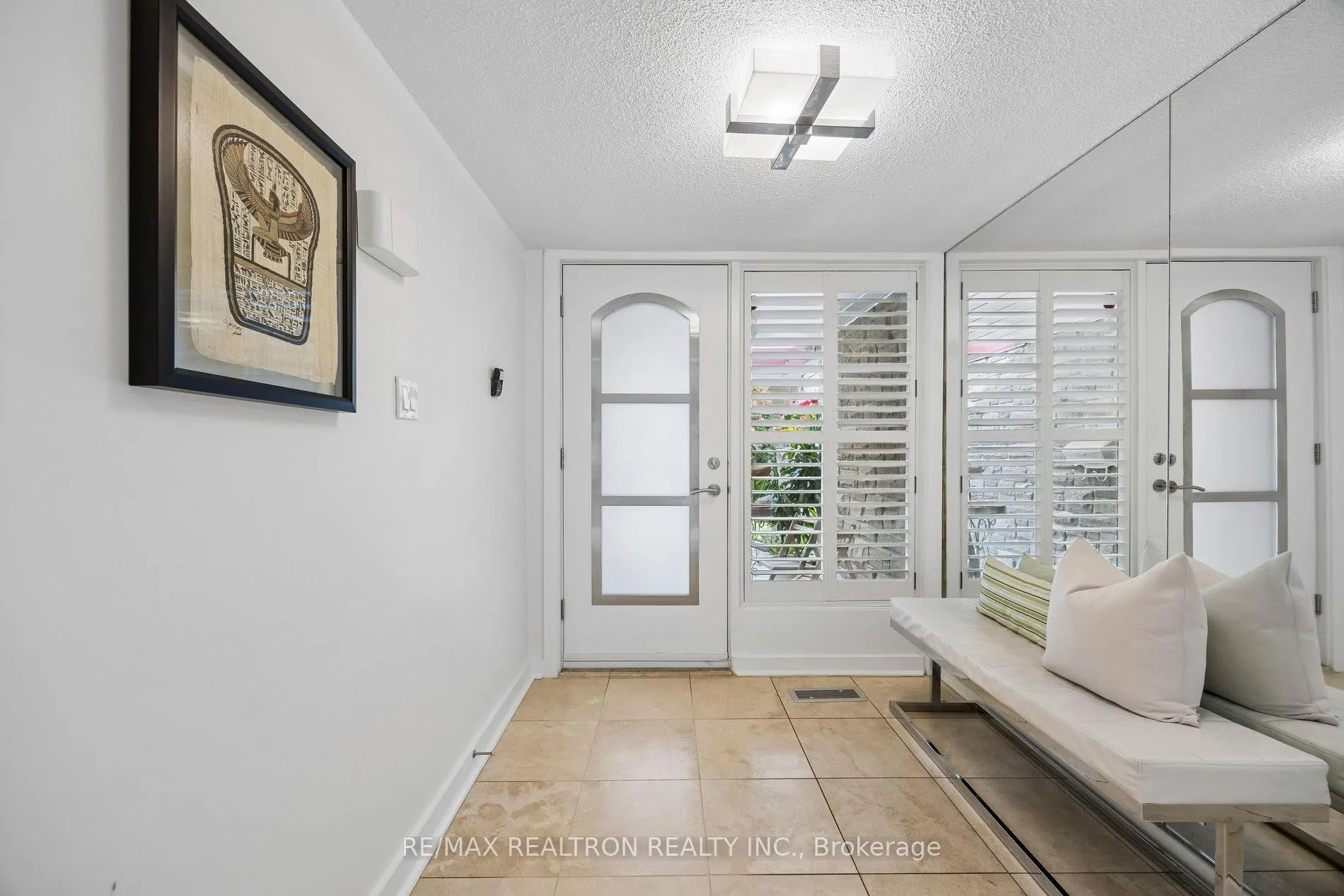 Photo 3 of 84 Connaught Avenue, North York, Newtonbrook West — HOMEH
