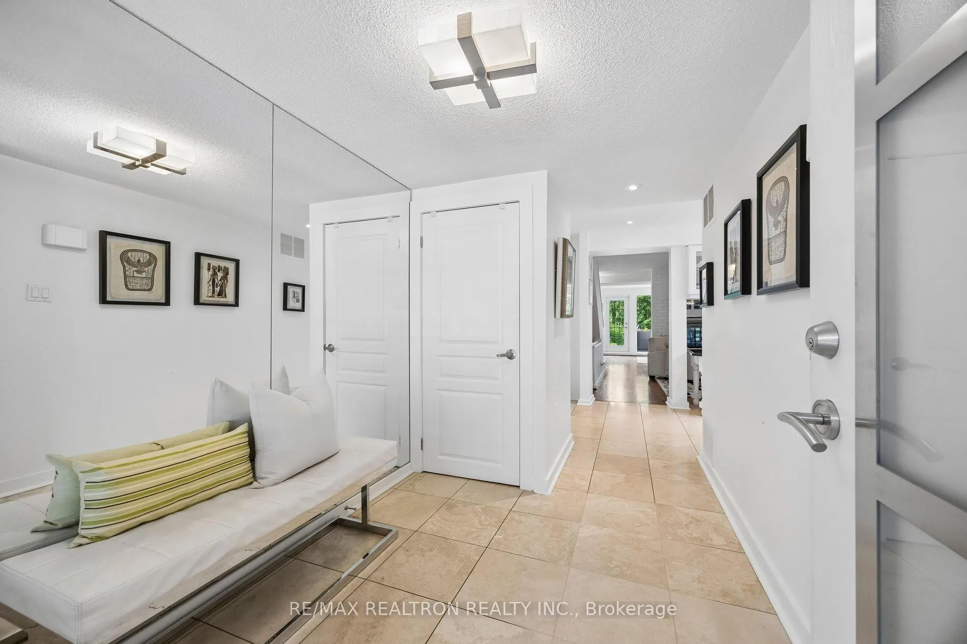 Photo 4 of 84 Connaught Avenue, North York, Newtonbrook West — HOMEH