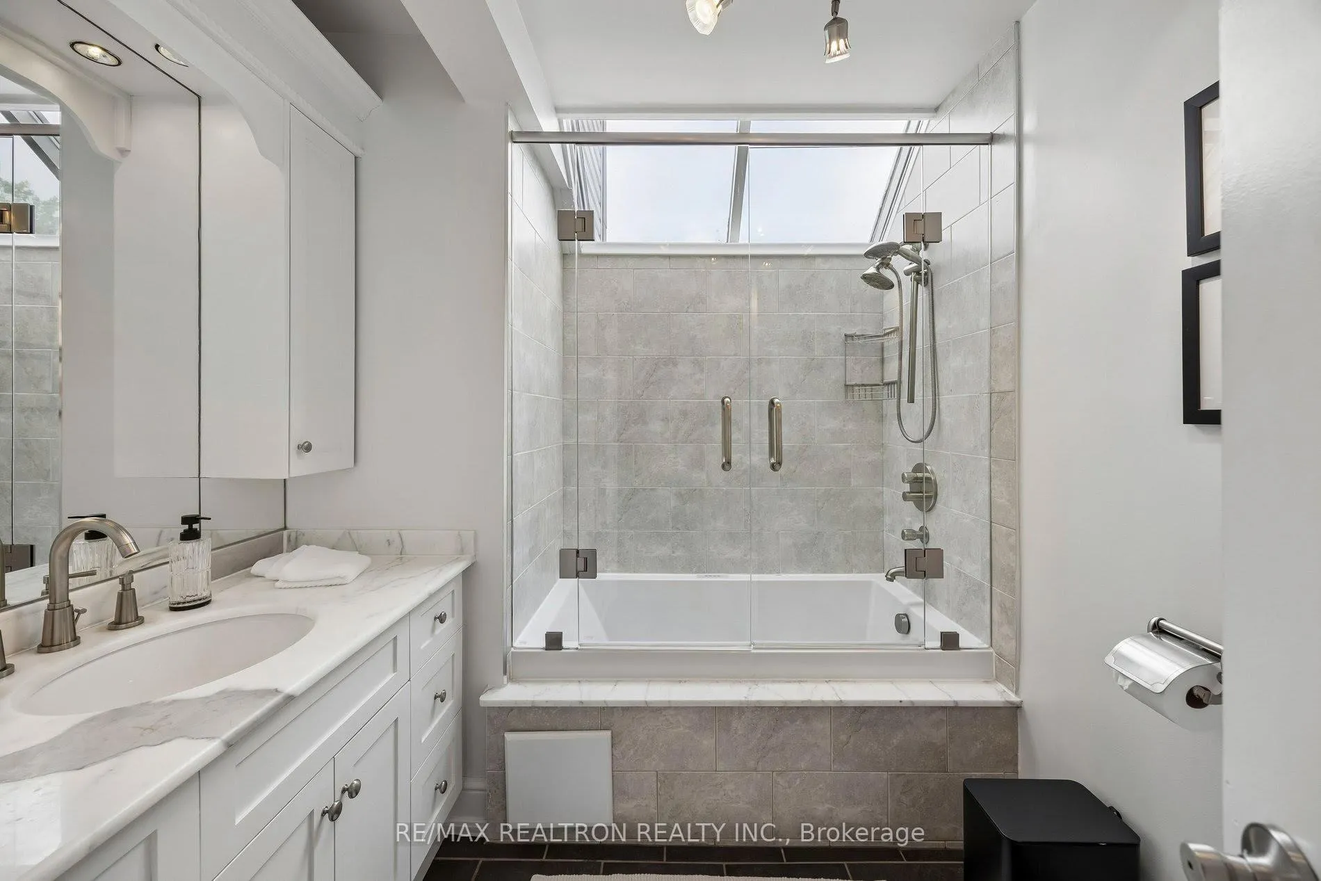 Photo 30 of 84 Connaught Avenue, North York, Newtonbrook West — HOMEH