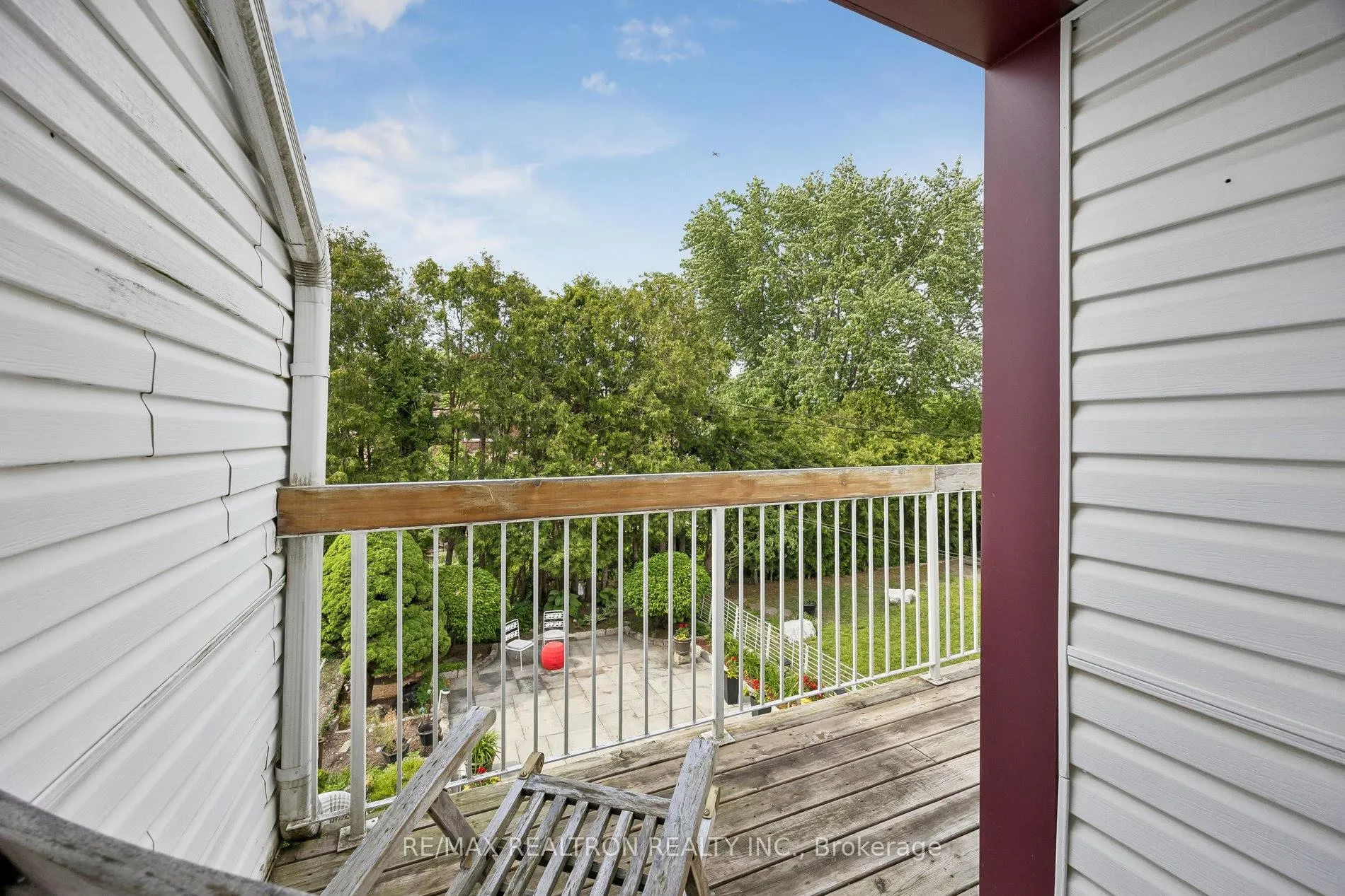 Photo 33 of 84 Connaught Avenue, North York, Newtonbrook West — HOMEH