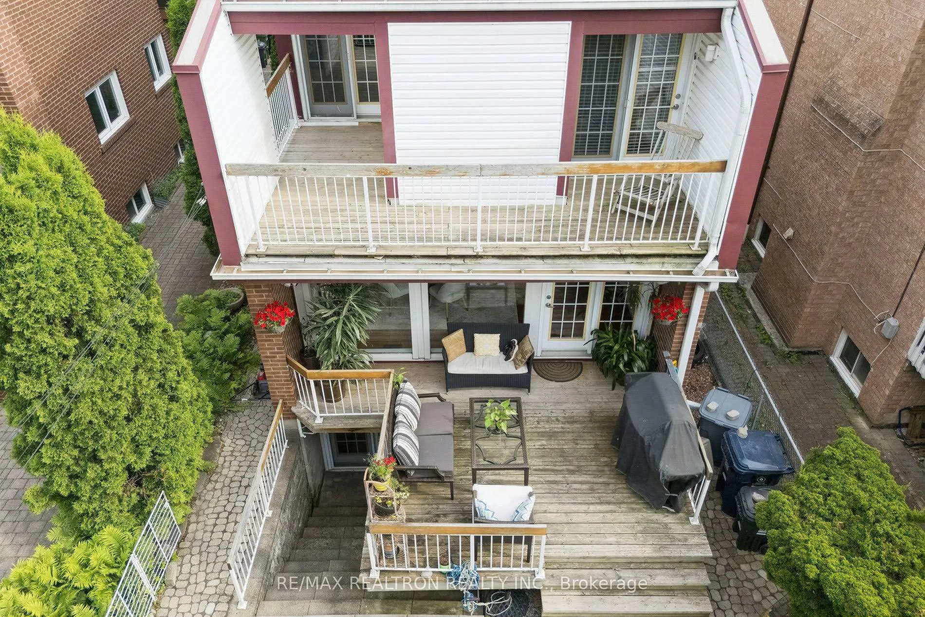 Photo 46 of 84 Connaught Avenue, North York, Newtonbrook West — HOMEH