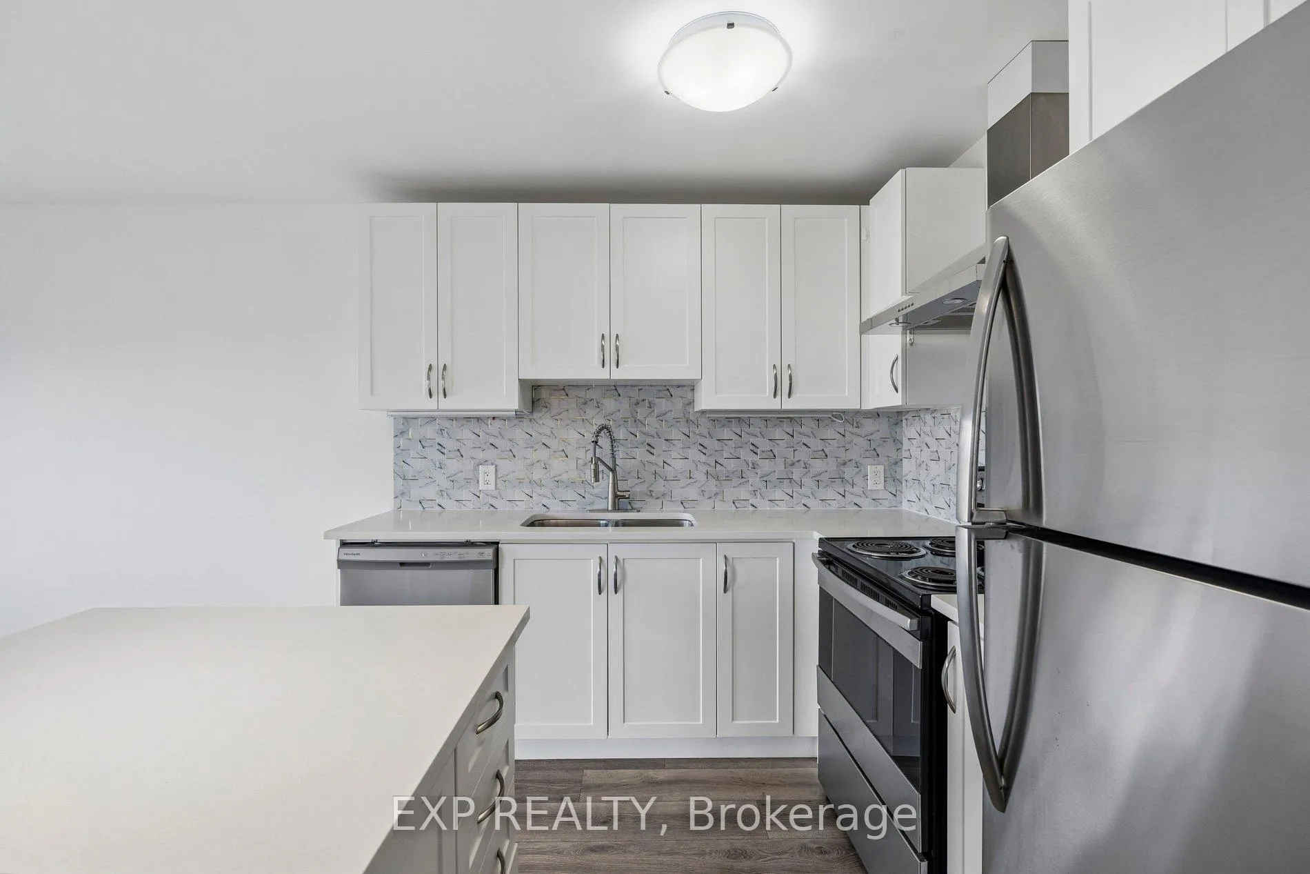Photo 11 of 4 Viger Drive, Welland, Lincoln/Crowland — HOMEH