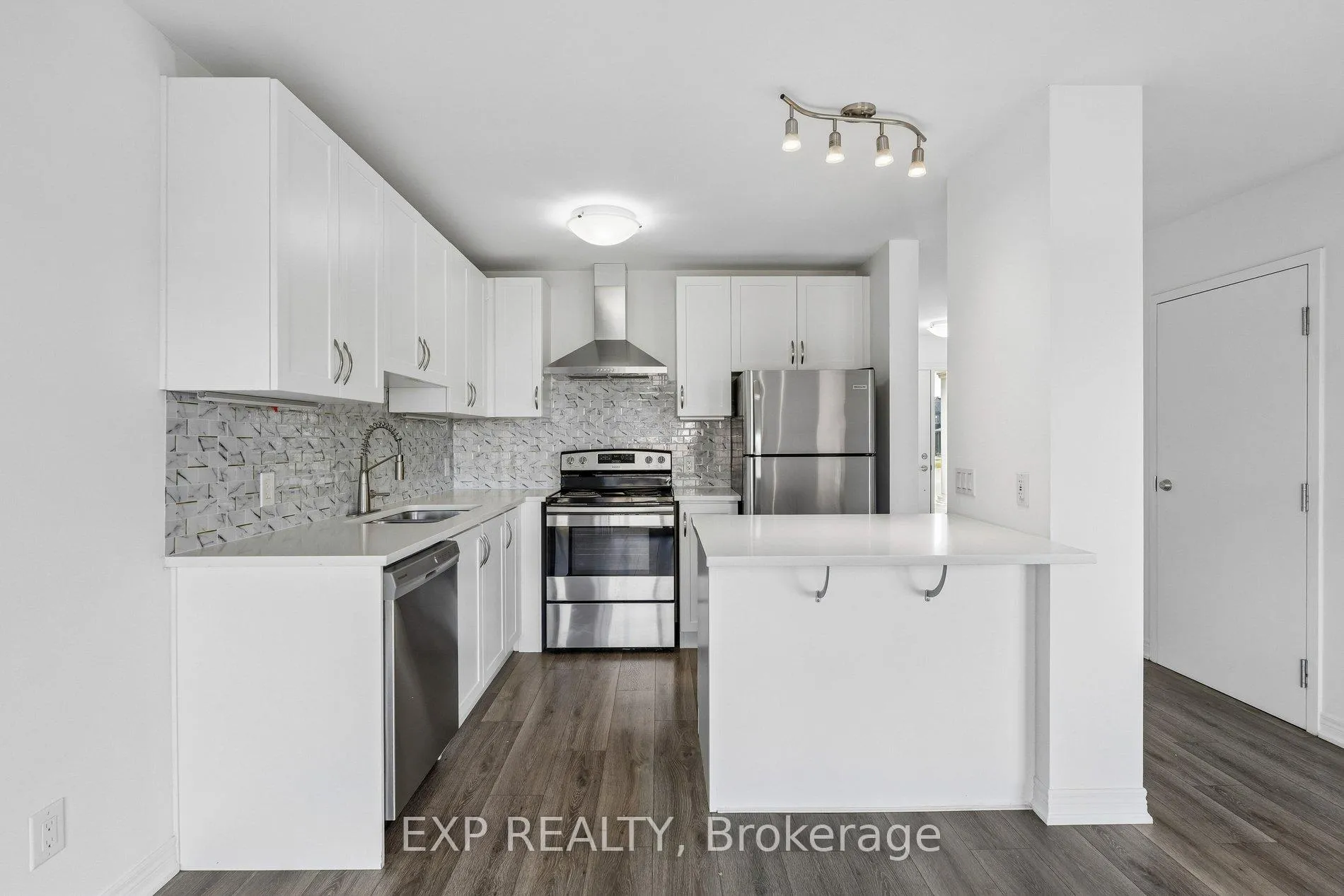 Photo 13 of 4 Viger Drive, Welland, Lincoln/Crowland — HOMEH