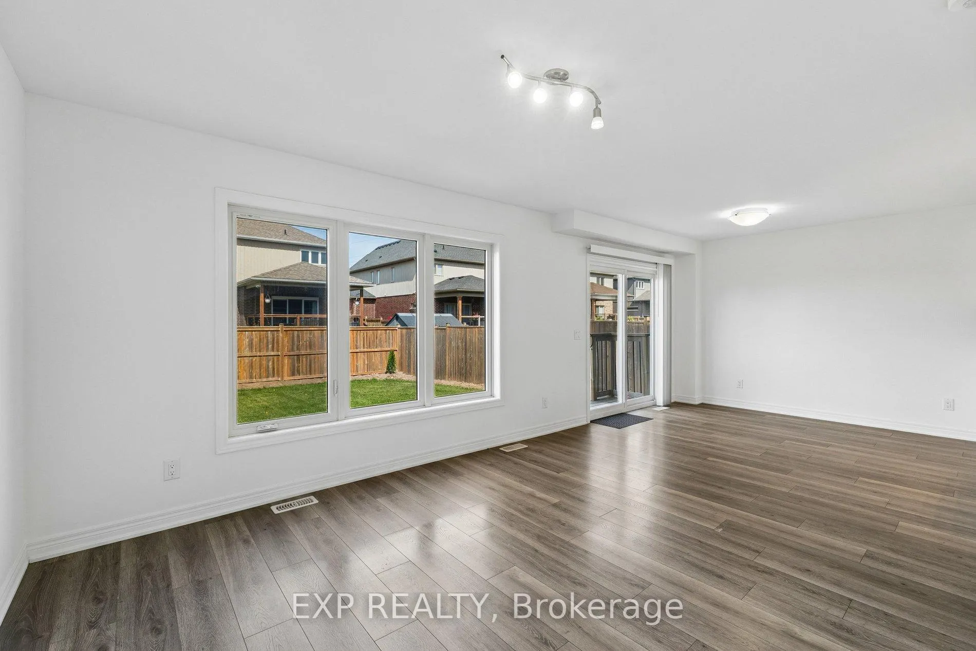 Photo 19 of 4 Viger Drive, Welland, Lincoln/Crowland — HOMEH