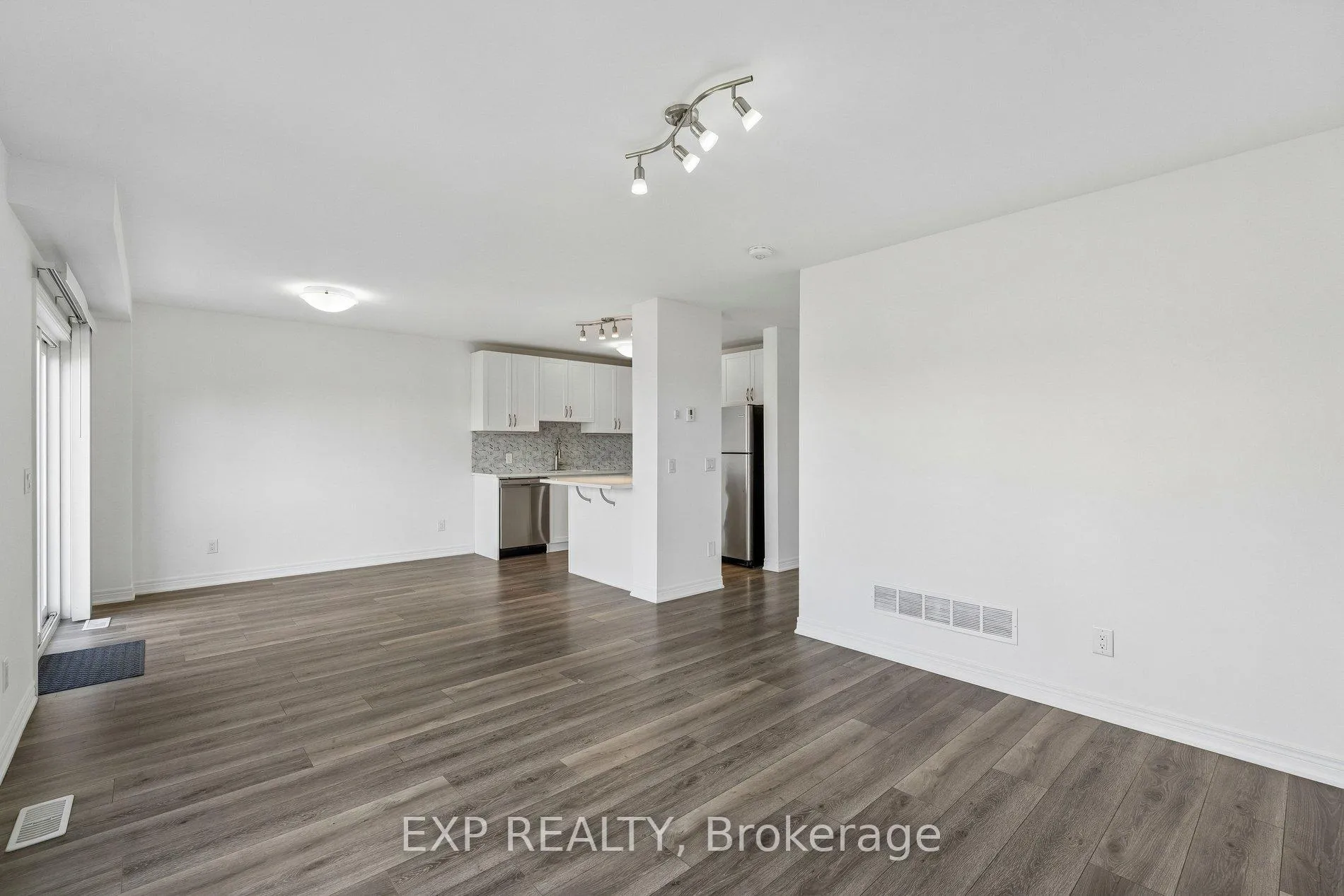 Photo 20 of 4 Viger Drive, Welland, Lincoln/Crowland — HOMEH