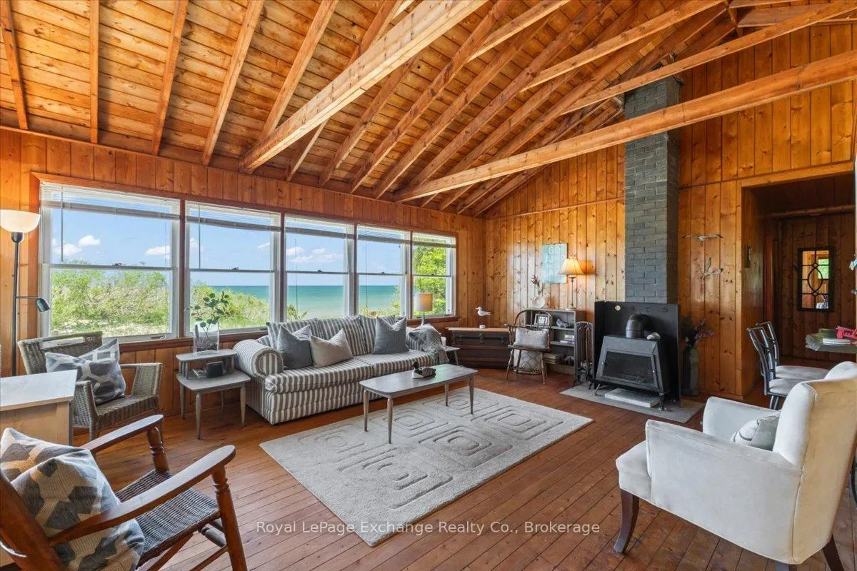 Photo 5 of 378 6 Concession W, Huron-Kinloss — HOMEH