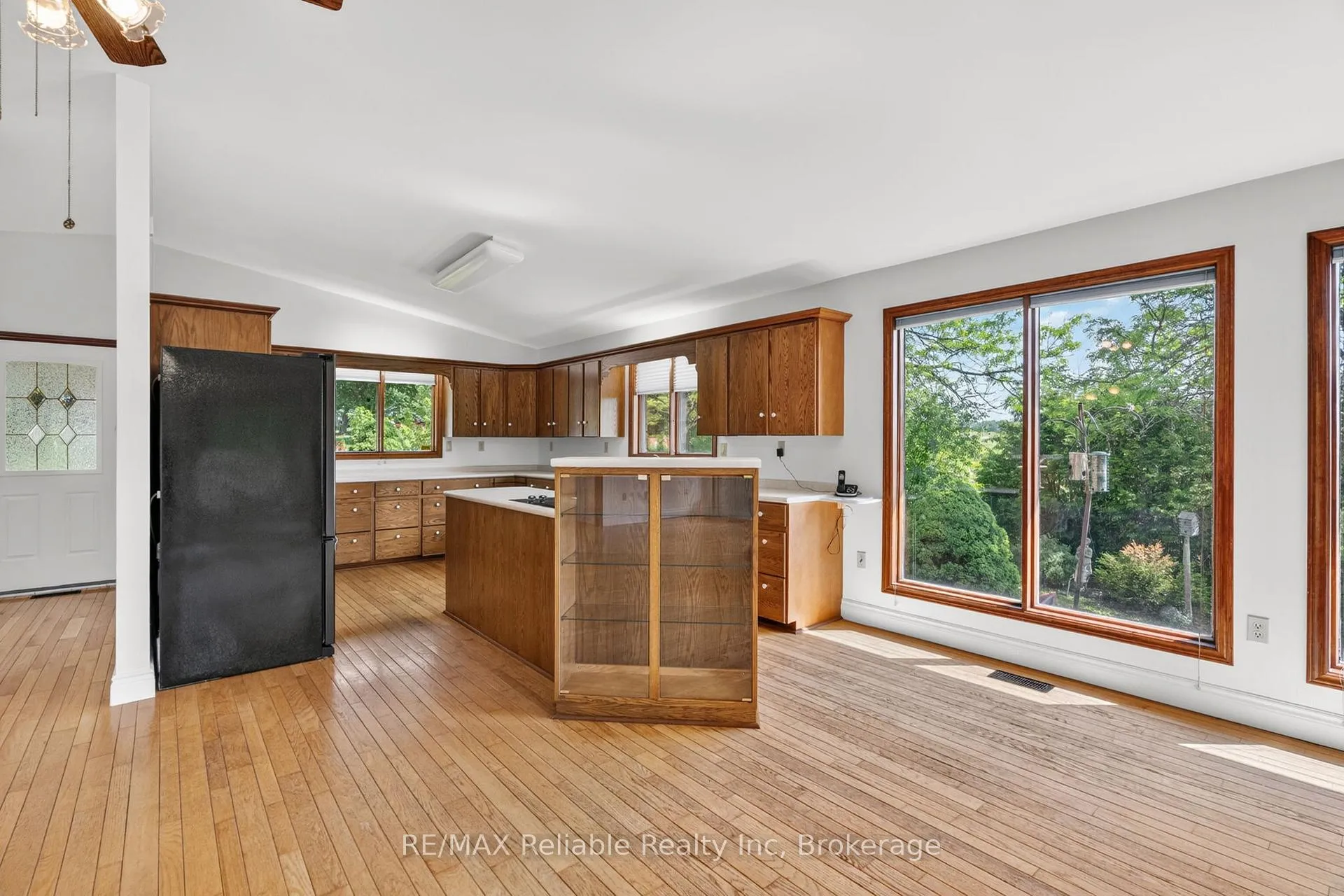 Photo 14 of 3396 Perth Road 130, Perth South, Downie — HOMEH