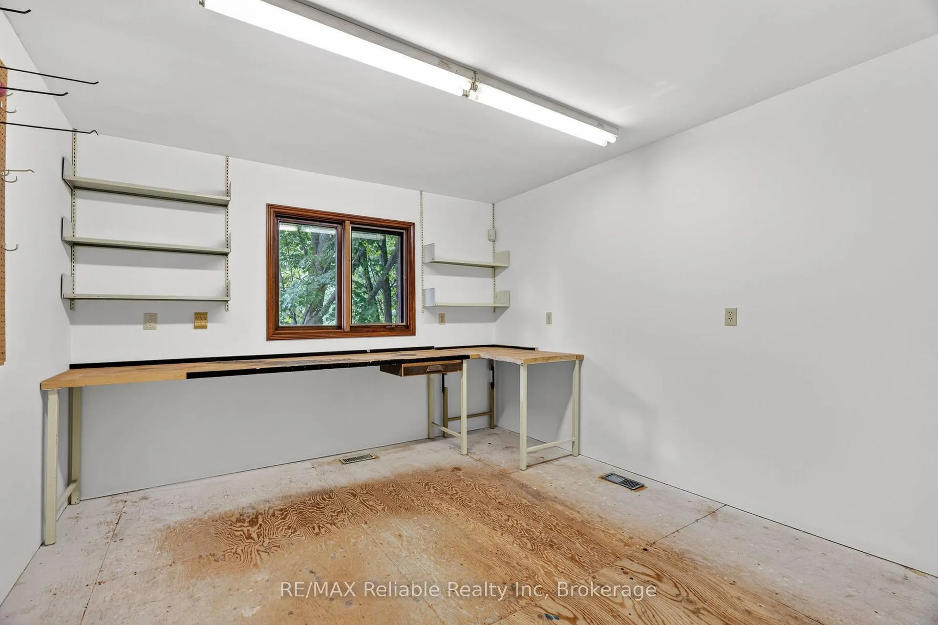 Photo 32 of 3396 Perth Road 130, Perth South, Downie — HOMEH