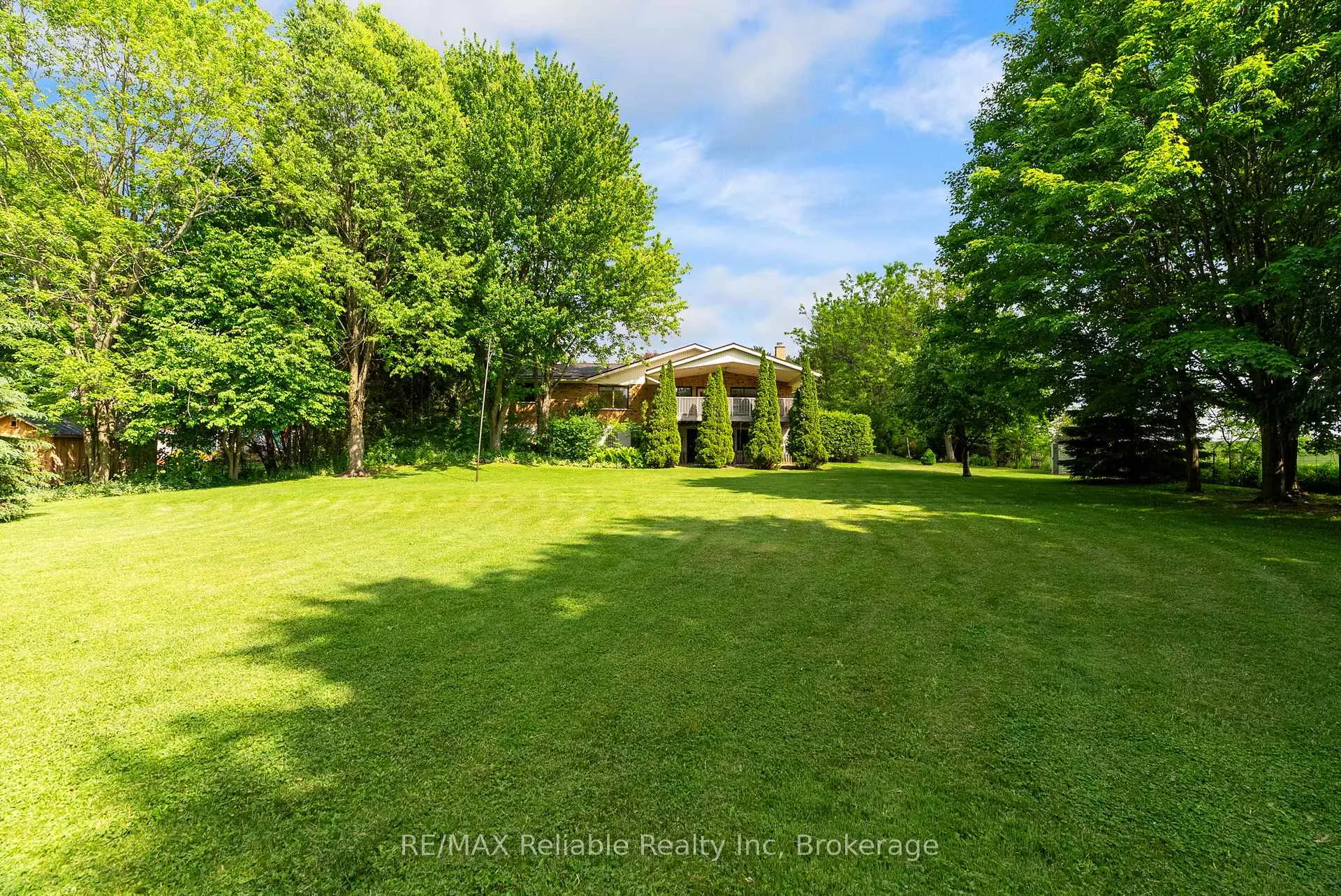 Photo 43 of 3396 Perth Road 130, Perth South, Downie — HOMEH