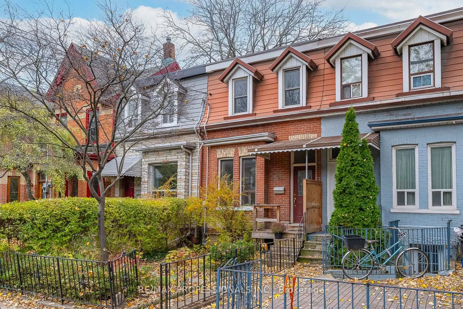 Photo 1 of 72 Massey Street, Toronto, Niagara — HOMEH