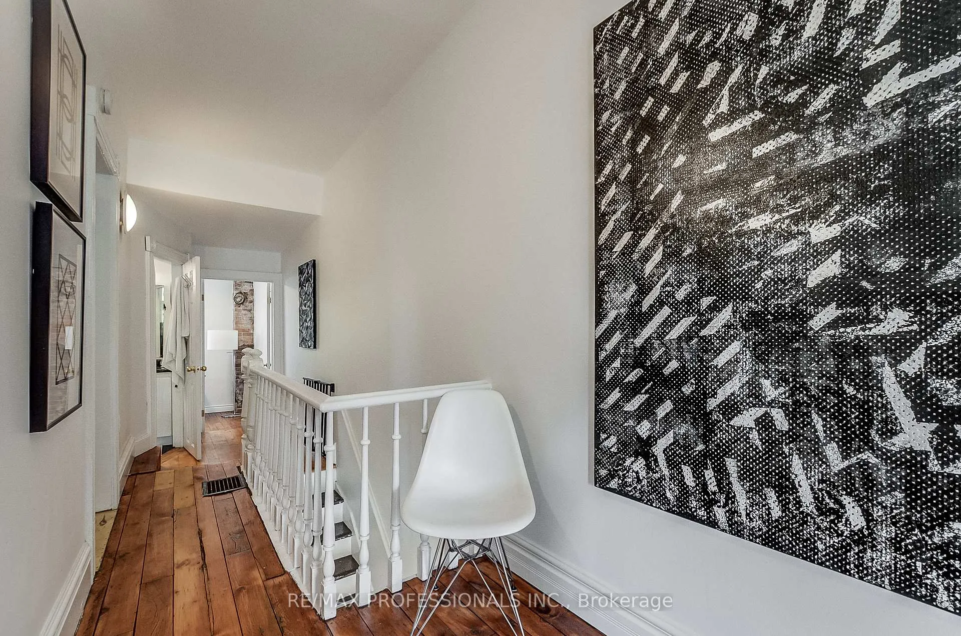 Photo 12 of 72 Massey Street, Toronto, Niagara — HOMEH