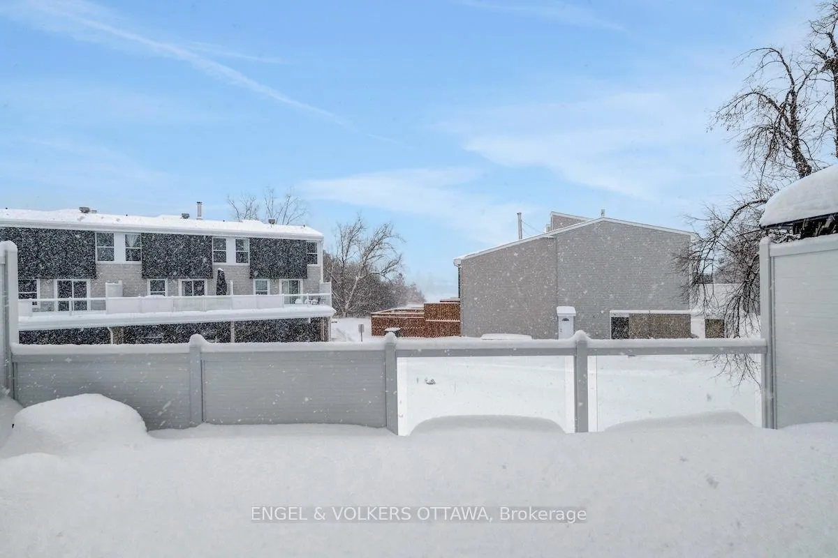 Photo 9 of Unit 116, 3445 Uplands Drive, Ottawa, Hunt Club — HOMEH