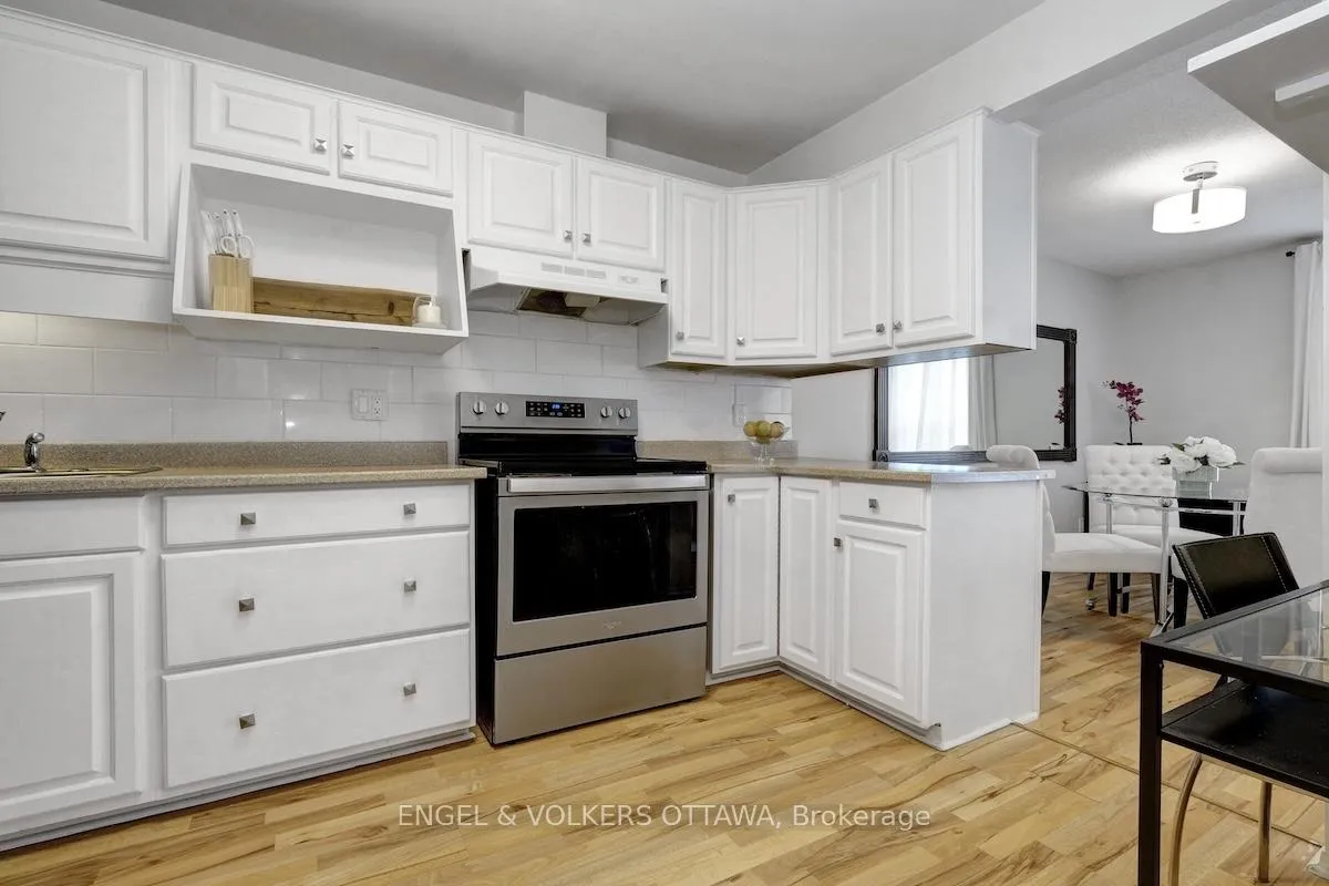 Photo 10 of Unit 116, 3445 Uplands Drive, Ottawa, Hunt Club — HOMEH