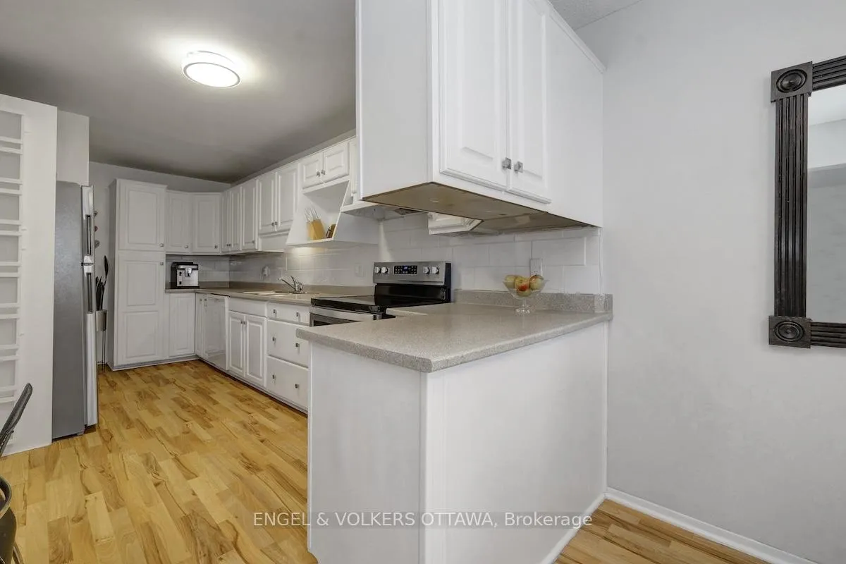 Photo 16 of Unit 116, 3445 Uplands Drive, Ottawa, Hunt Club — HOMEH