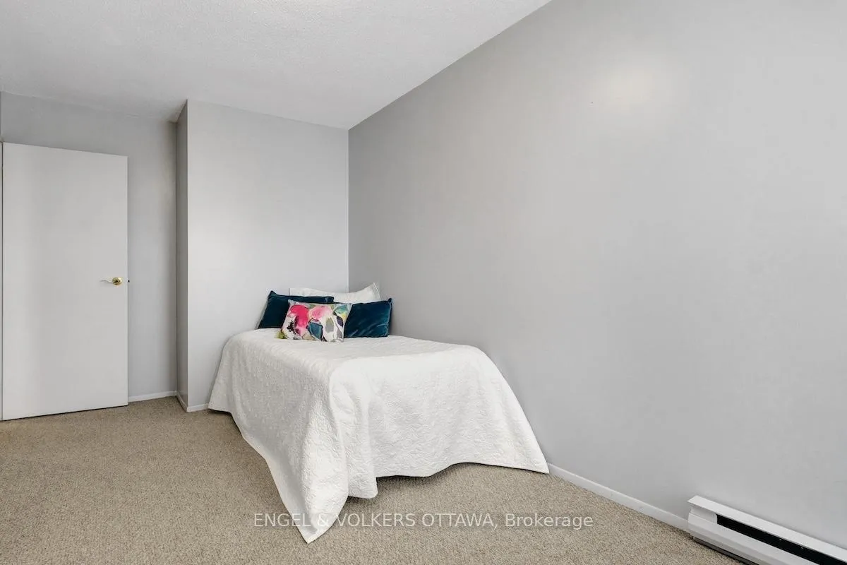 Photo 25 of Unit 116, 3445 Uplands Drive, Ottawa, Hunt Club — HOMEH