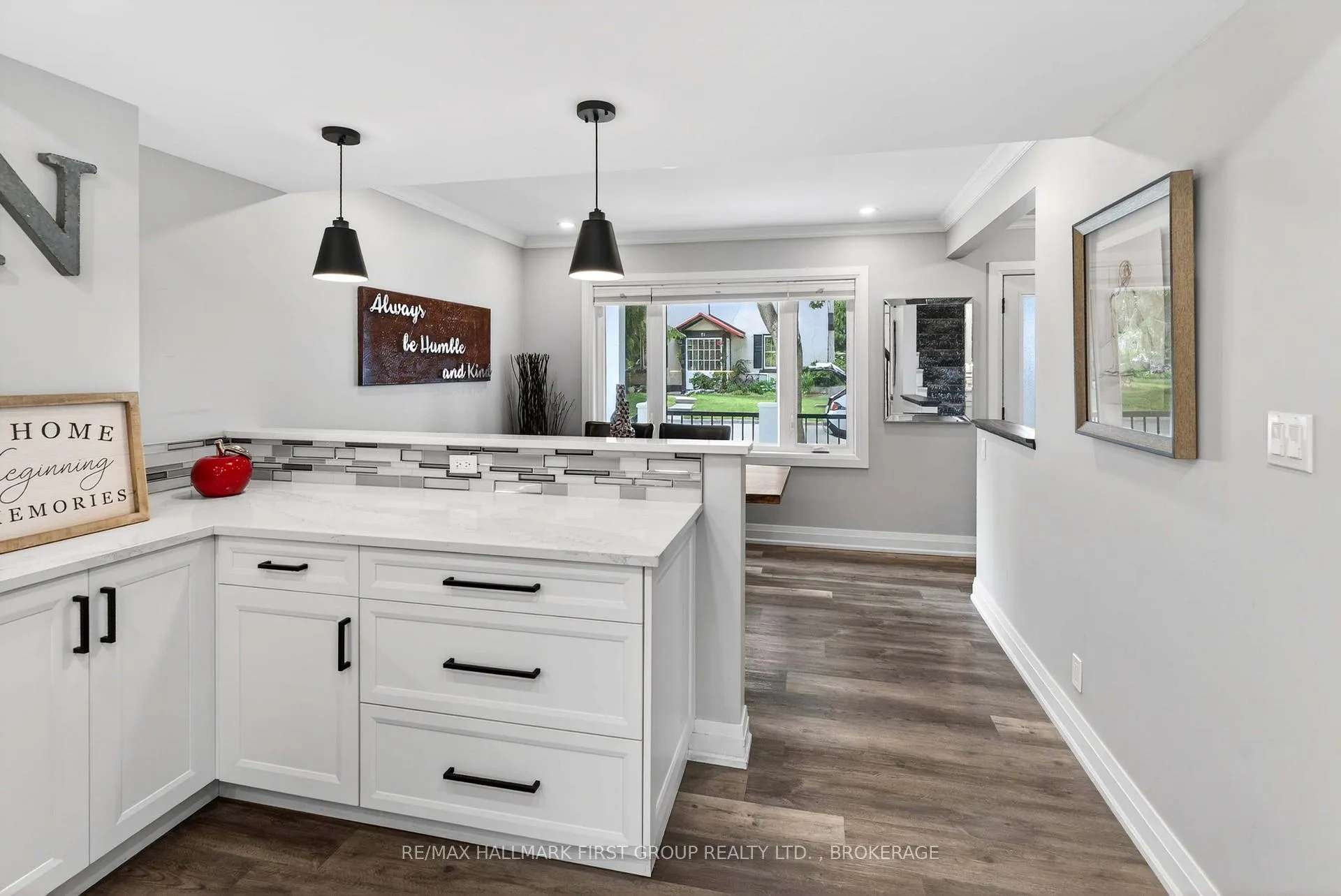 Photo 13 of 58 Wright Crescent, Brockville — HOMEH