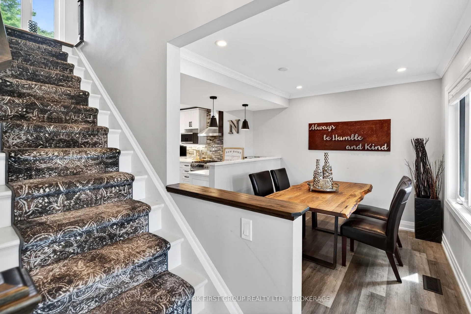 Photo 14 of 58 Wright Crescent, Brockville — HOMEH