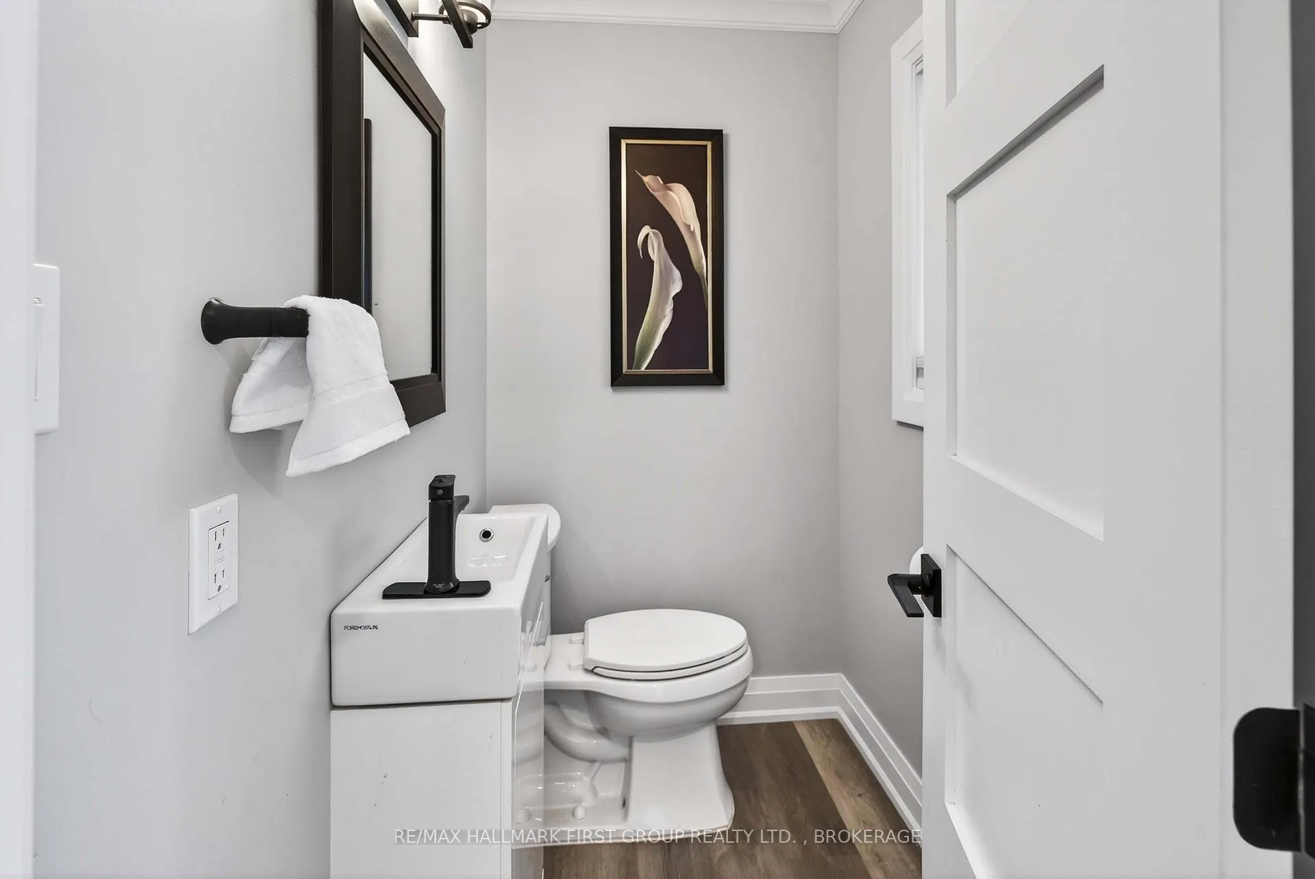 Photo 20 of 58 Wright Crescent, Brockville — HOMEH