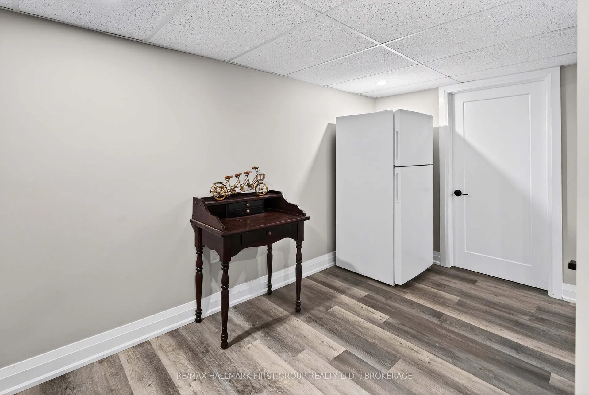 Photo 40 of 58 Wright Crescent, Brockville — HOMEH
