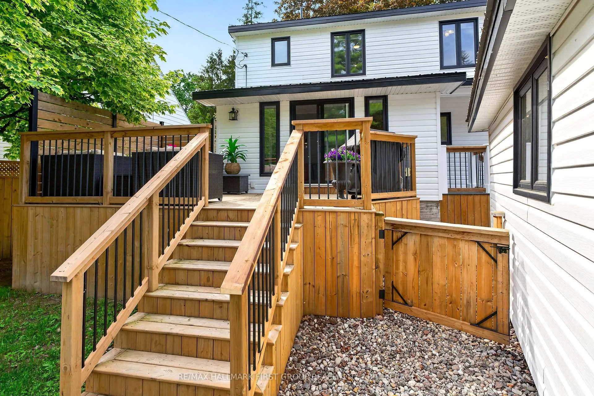 Photo 45 of 58 Wright Crescent, Brockville — HOMEH