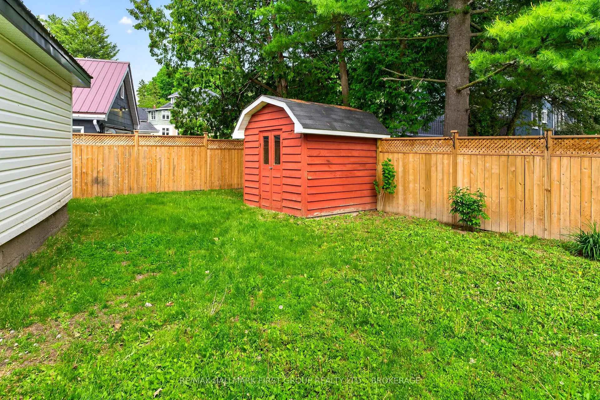 Photo 47 of 58 Wright Crescent, Brockville — HOMEH