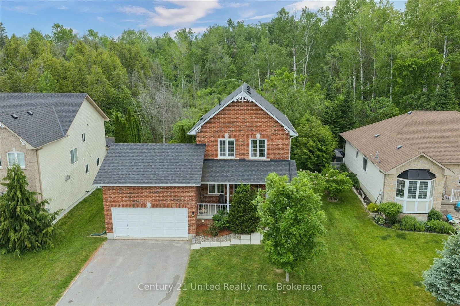 Photo 1 of 31 Mcguire Drive, Cavan Monaghan, Millbrook Village — HOMEH