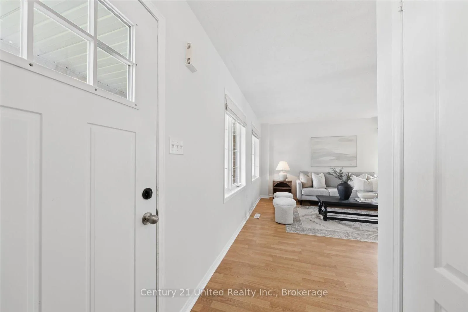 Photo 10 of 31 Mcguire Drive, Cavan Monaghan, Millbrook Village — HOMEH