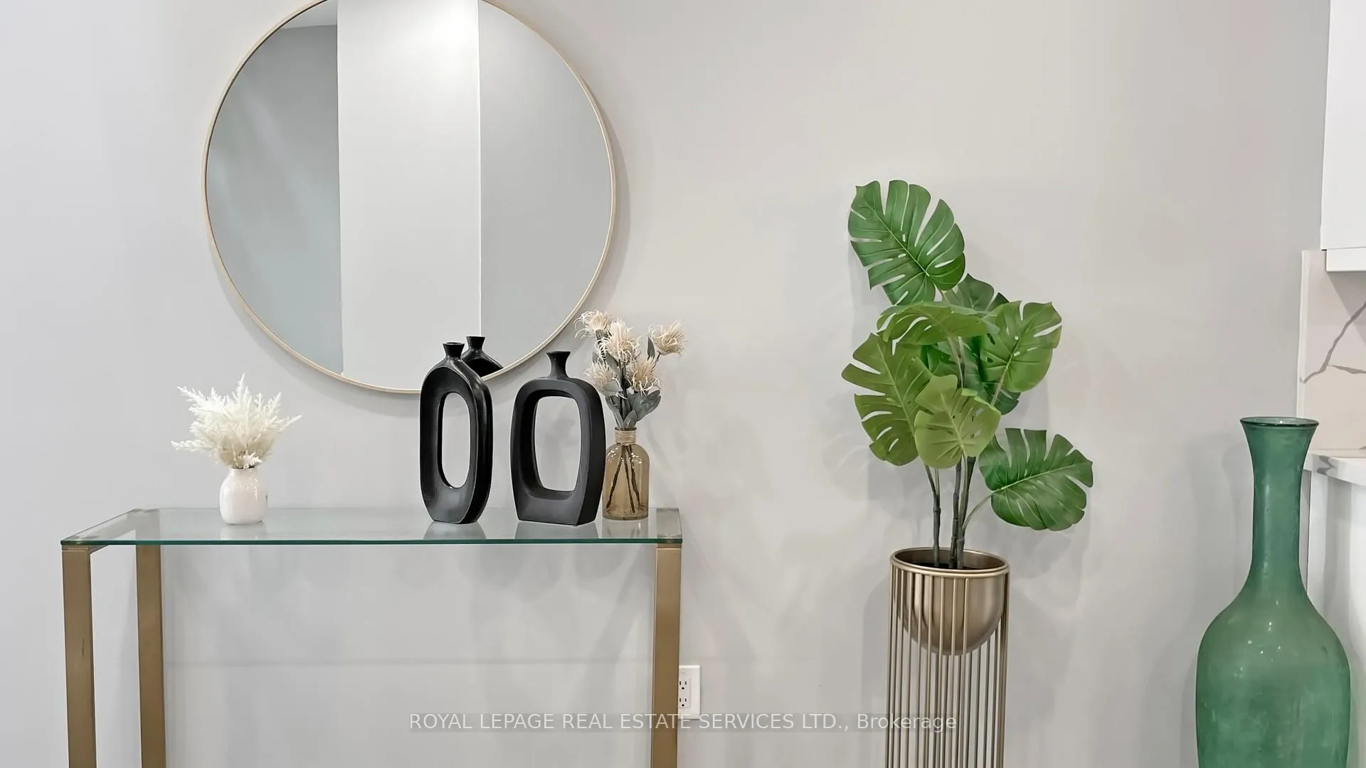 Photo 13 of 1073 Craven Road, Toronto, Greenwood-Coxwell — HOMEH