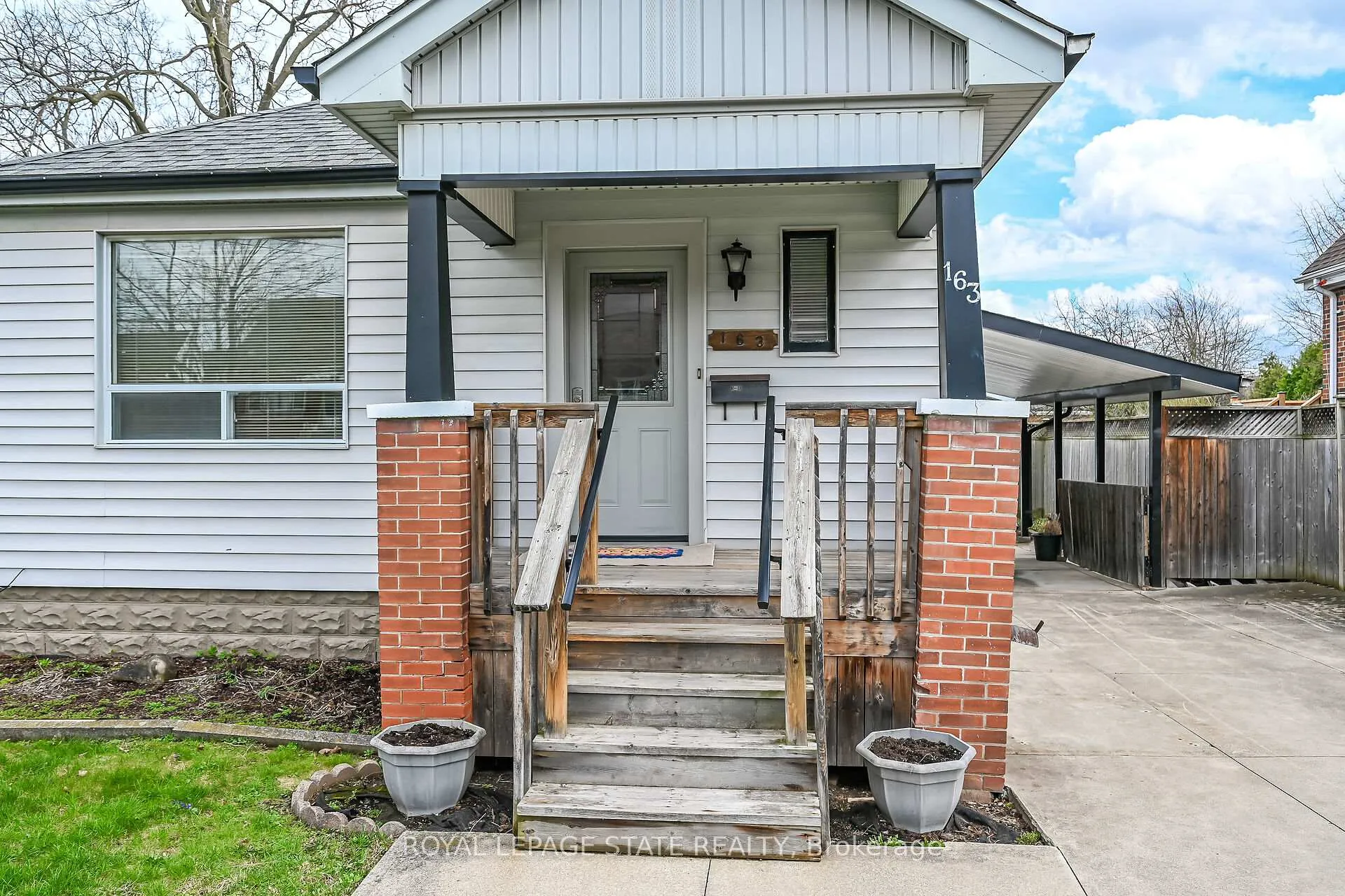 Photo 3 of 163 Rosedale Avenue, Hamilton, Rosedale — HOMEH