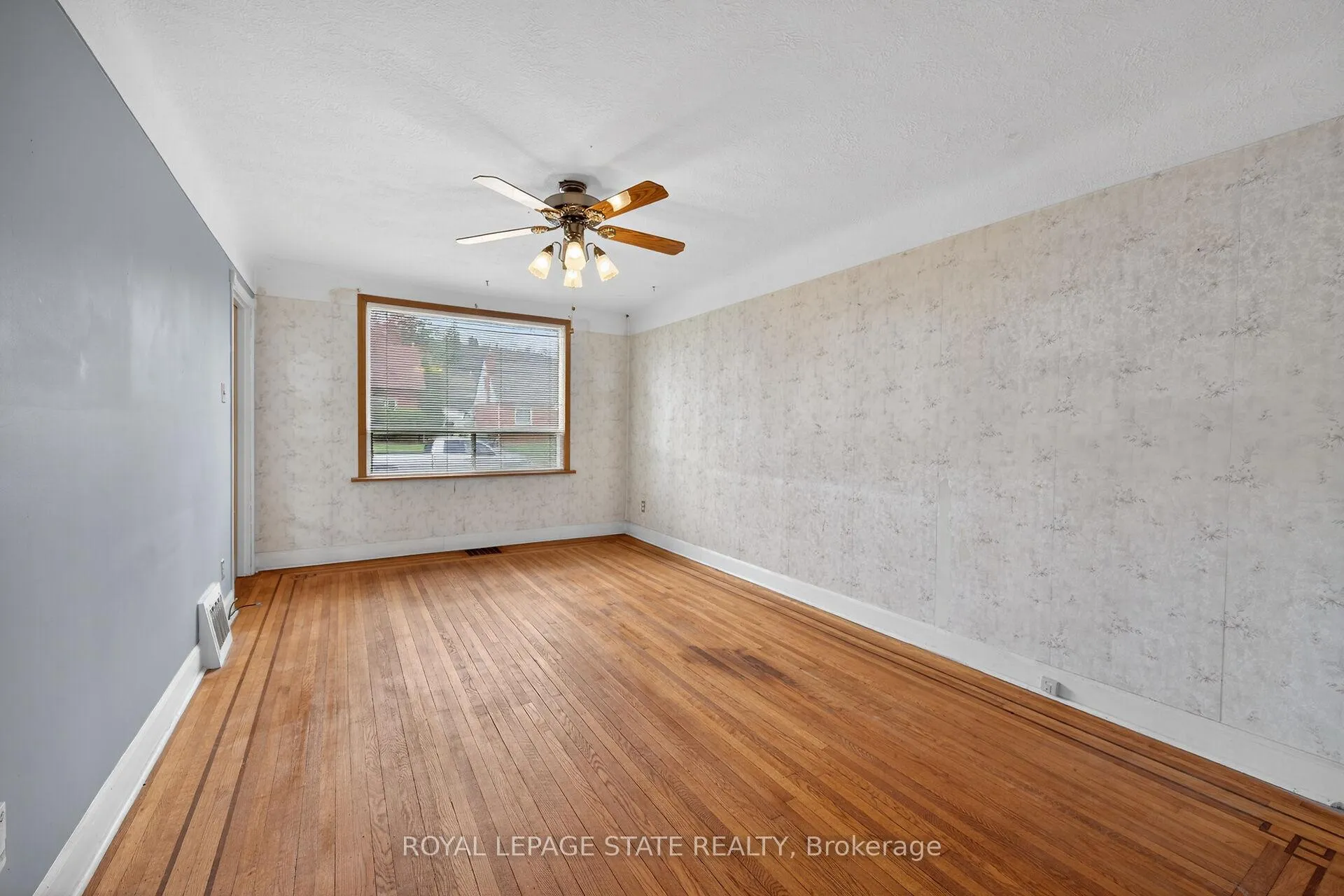 Photo 13 of 163 Rosedale Avenue, Hamilton, Rosedale — HOMEH