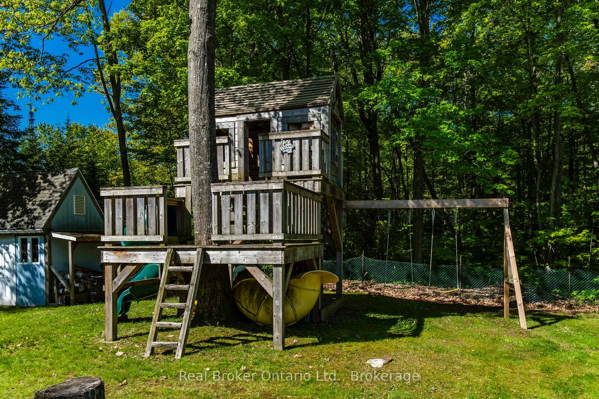 Photo 22 of 24 Poplar Drive, Tiny, Rural Tiny — HOMEH