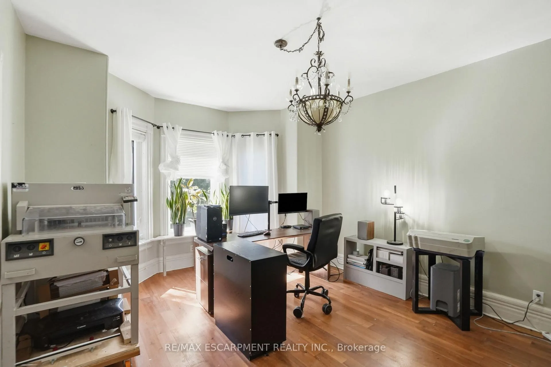 Photo 28 of 101 Victoria Avenue S, Hamilton, Stinson — HOMEH