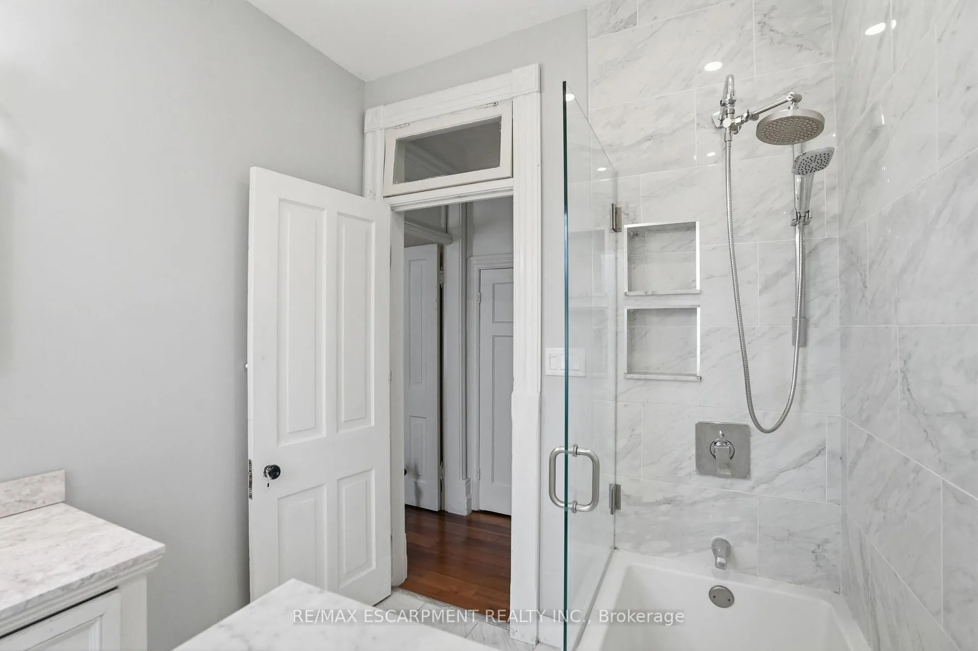 Photo 30 of 101 Victoria Avenue S, Hamilton, Stinson — HOMEH