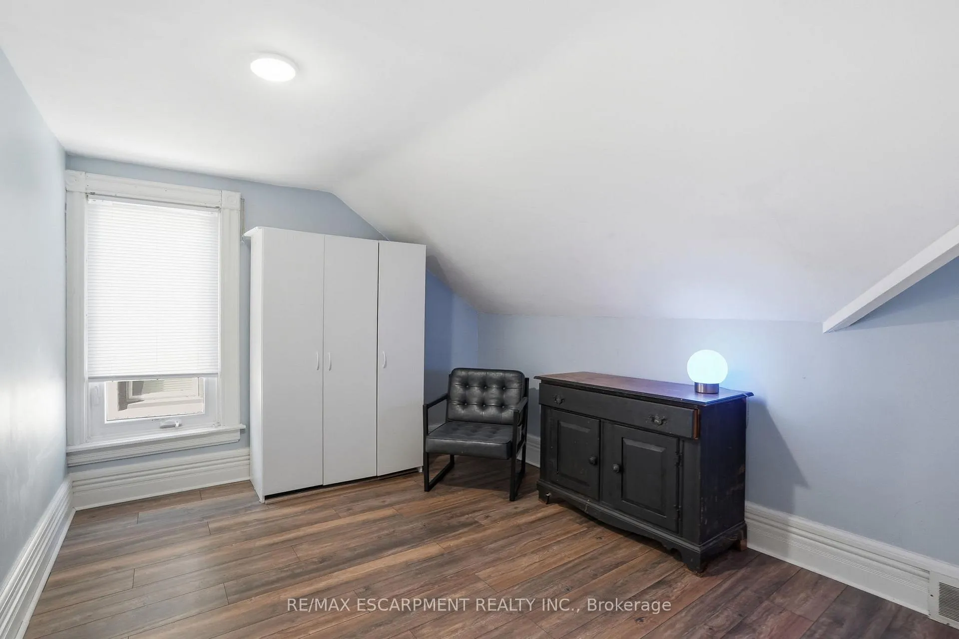 Photo 36 of 101 Victoria Avenue S, Hamilton, Stinson — HOMEH