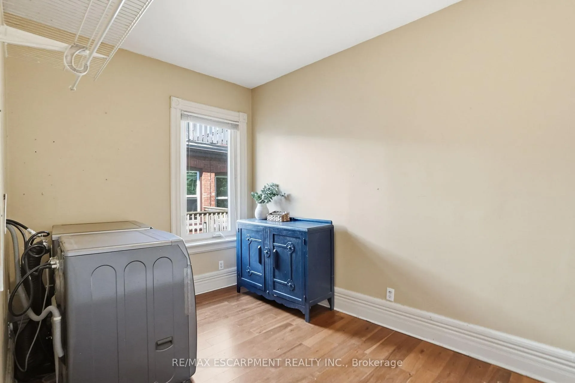 Photo 39 of 101 Victoria Avenue S, Hamilton, Stinson — HOMEH