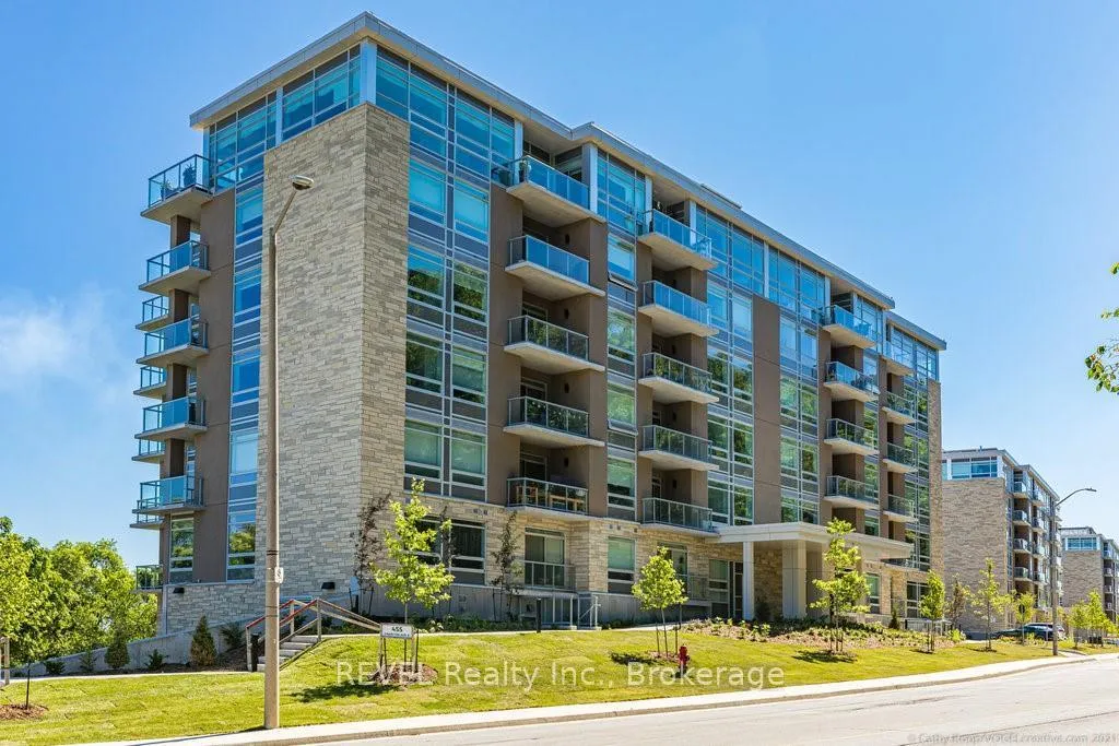 Front of Unit 301, 455 Charlton Avenue E