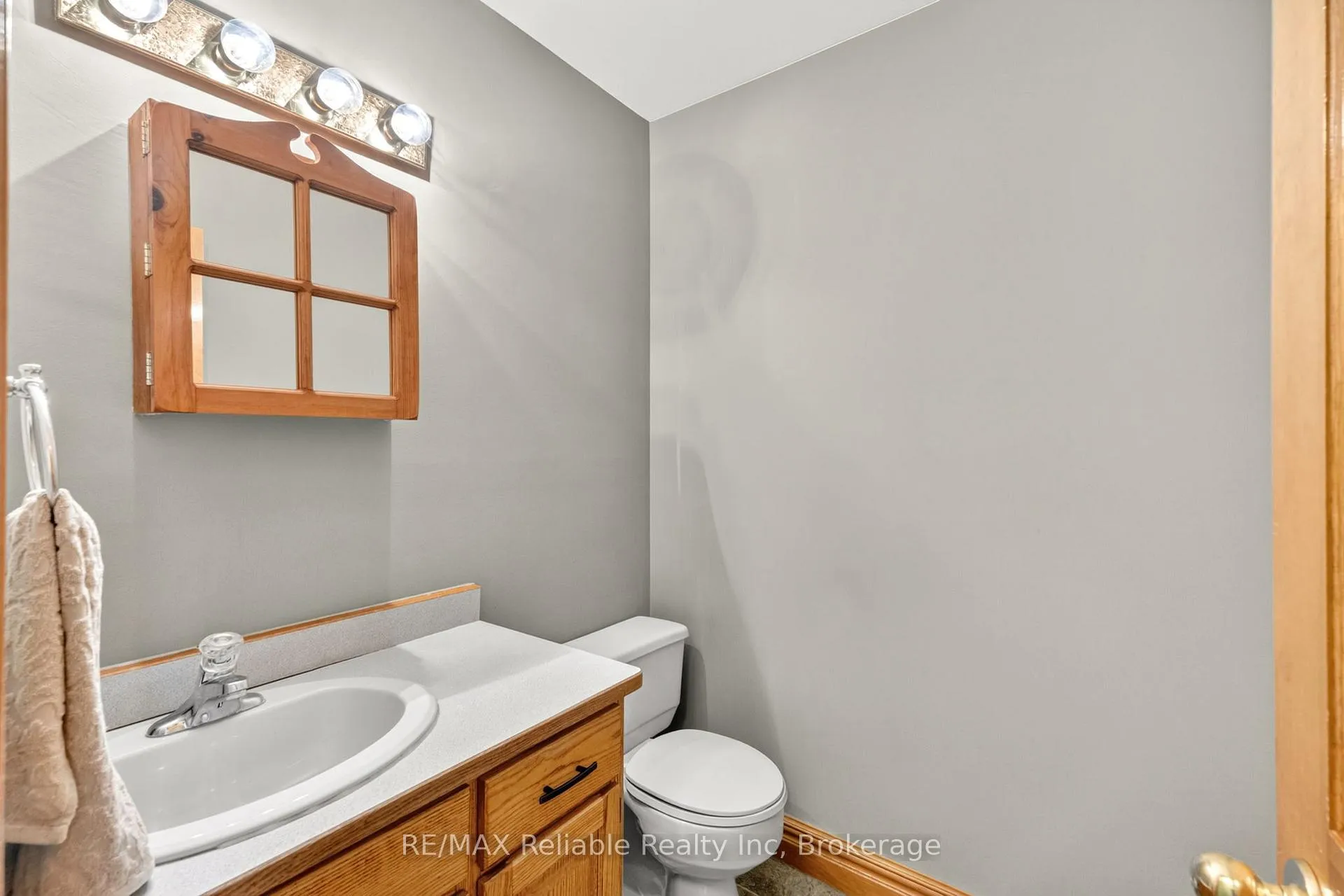 Photo 5 of 76 William Street, Huron East, Egmondville — HOMEH