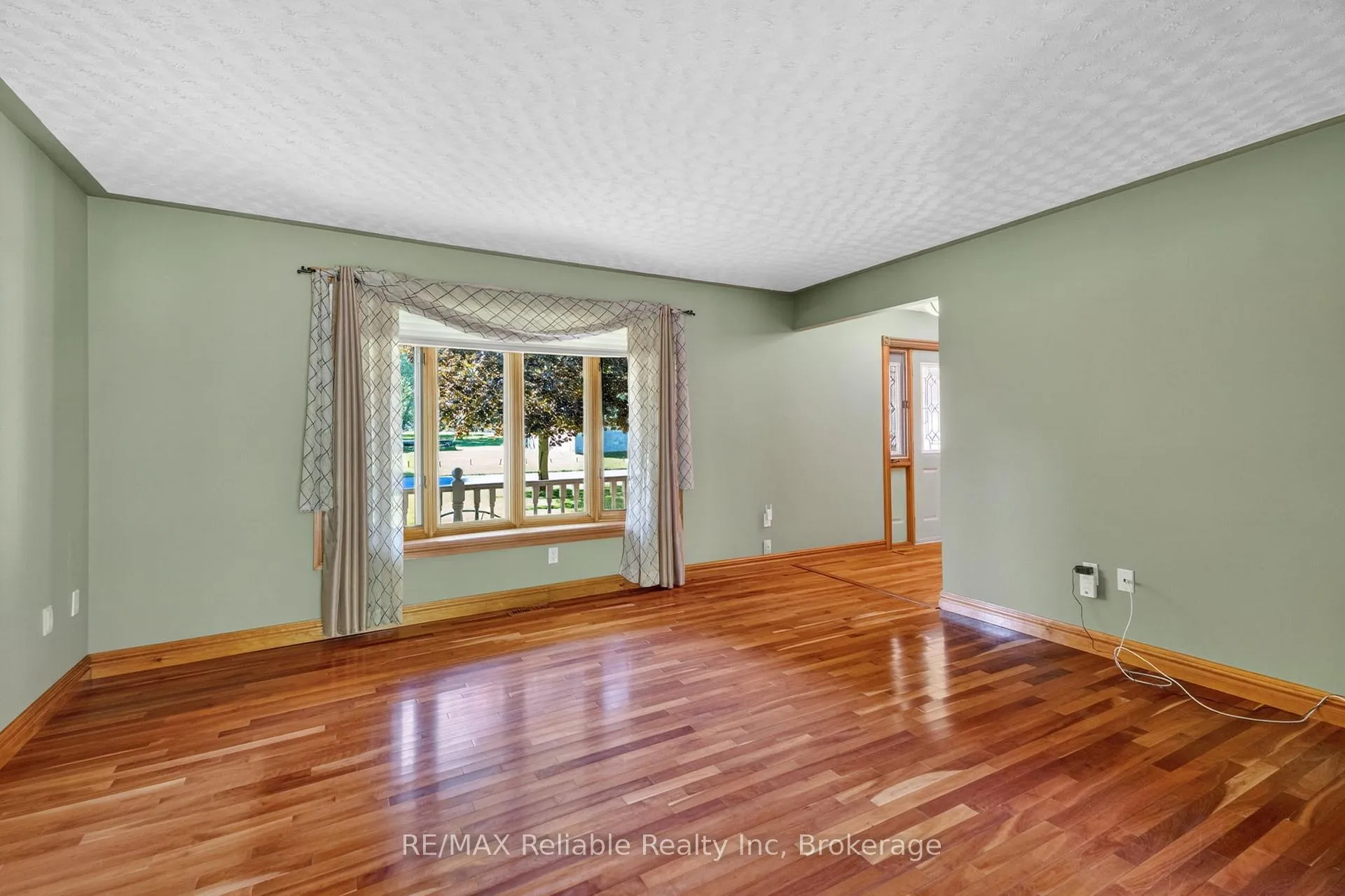 Photo 8 of 76 William Street, Huron East, Egmondville — HOMEH