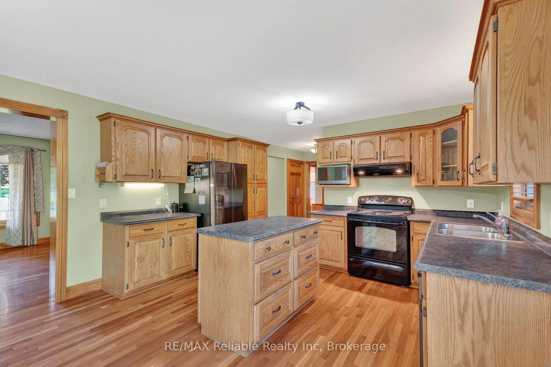 Photo 13 of 76 William Street, Huron East, Egmondville — HOMEH