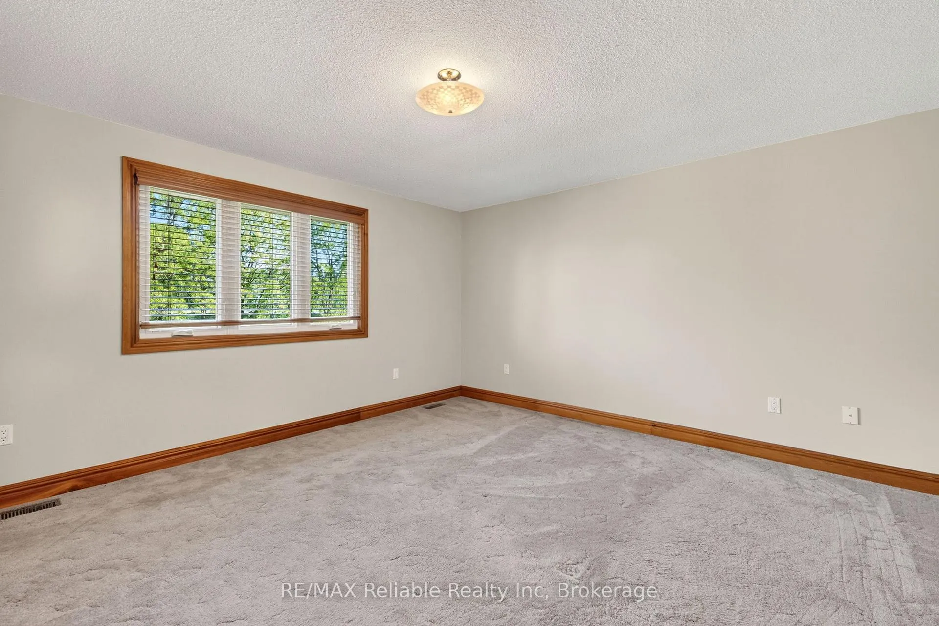Photo 23 of 76 William Street, Huron East, Egmondville — HOMEH