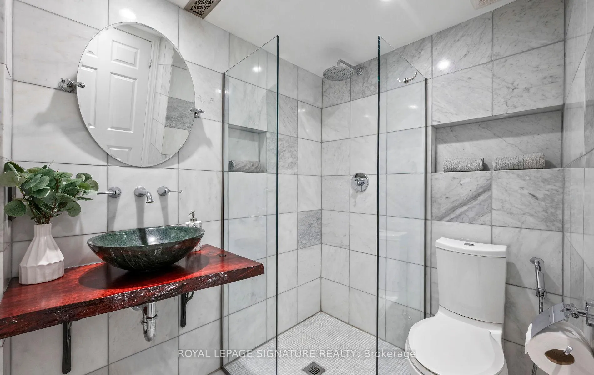 Photo 4 of 370 South Park Road, Markham, Commerce Valley — HOMEH