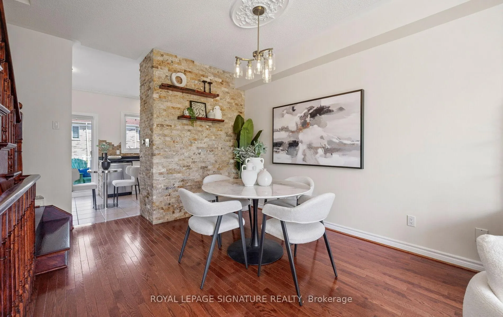 Photo 12 of 370 South Park Road, Markham, Commerce Valley — HOMEH