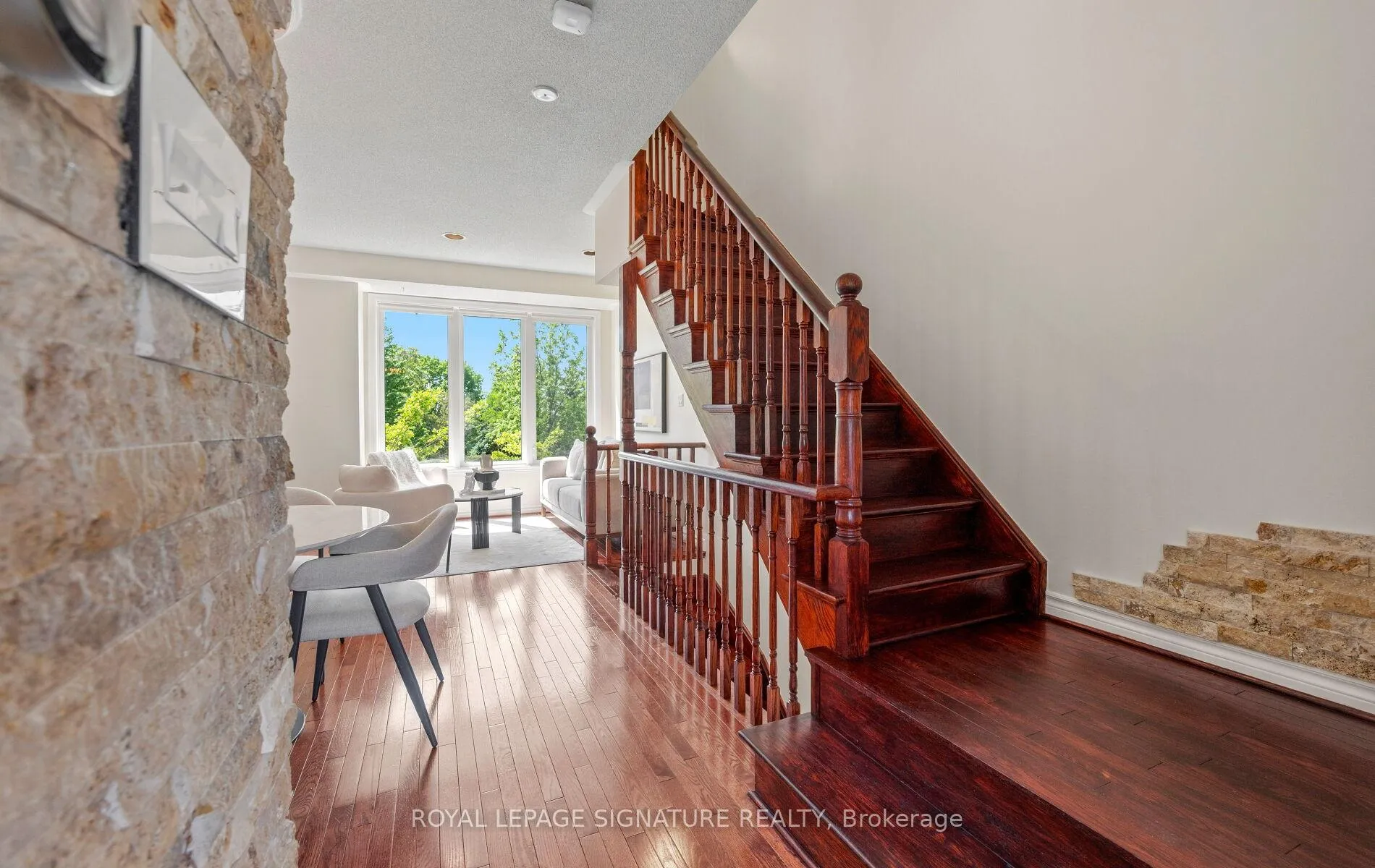 Photo 23 of 370 South Park Road, Markham, Commerce Valley — HOMEH
