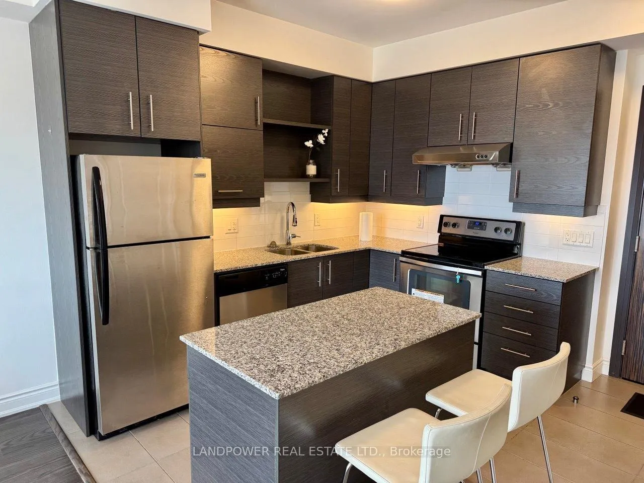 Photo 2 of Unit 605, 325 South Park Road, Markham, Commerce Valley — HOMEH