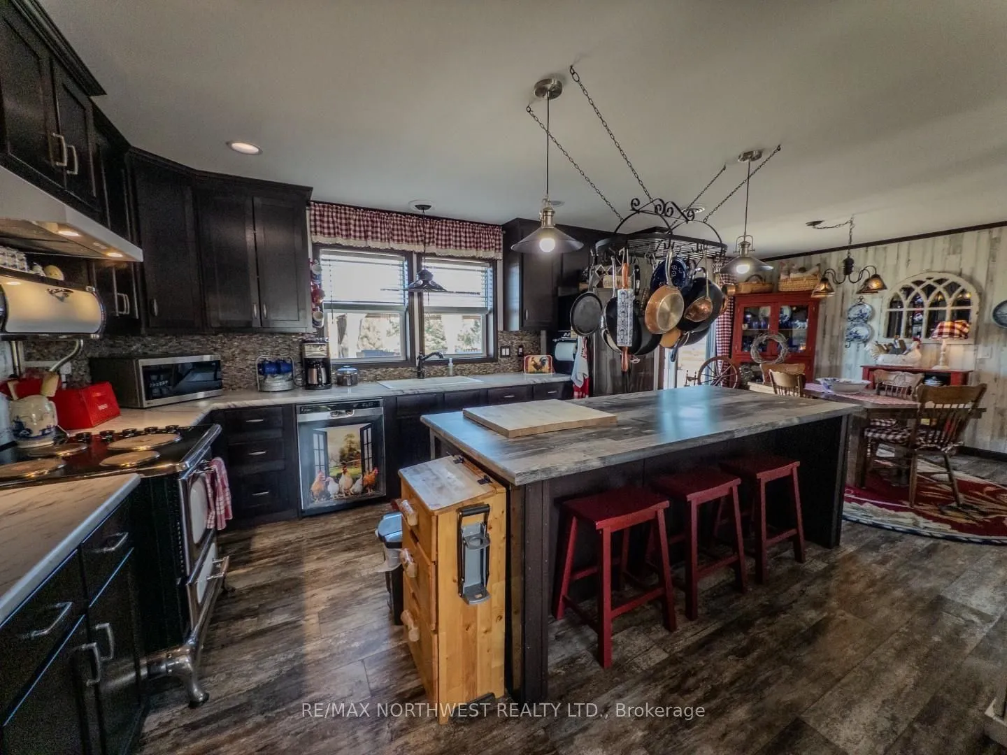 Photo 18 of 2766 Highway 596, Kenora Remote Area, Minaki-Winnepeg River — HOMEH