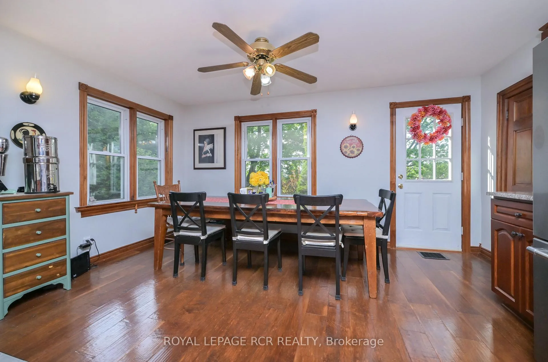 Photo 7 of 475532 County Road 11, Amaranth, Rural Amaranth — HOMEH