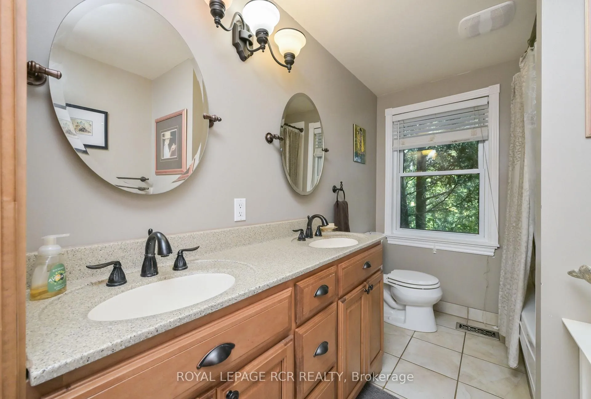 Photo 11 of 475532 County Road 11, Amaranth, Rural Amaranth — HOMEH
