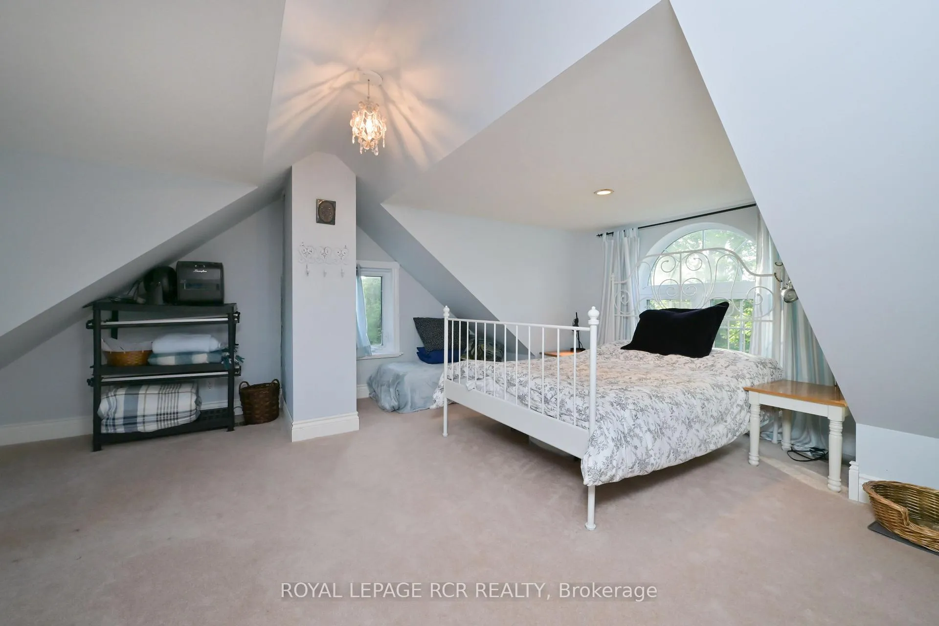 Photo 17 of 475532 County Road 11, Amaranth, Rural Amaranth — HOMEH