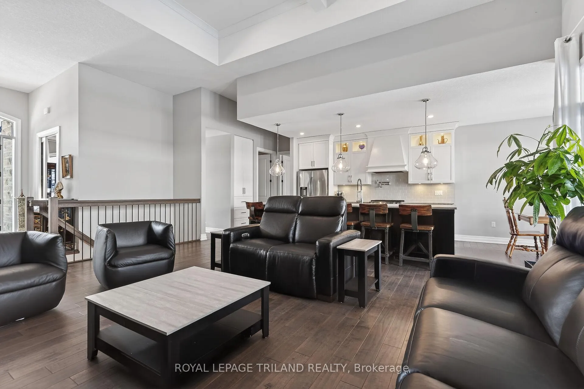 Photo 10 of Unit 218, 9861 Glendon Drive, Middlesex Centre, Komoka — HOMEH