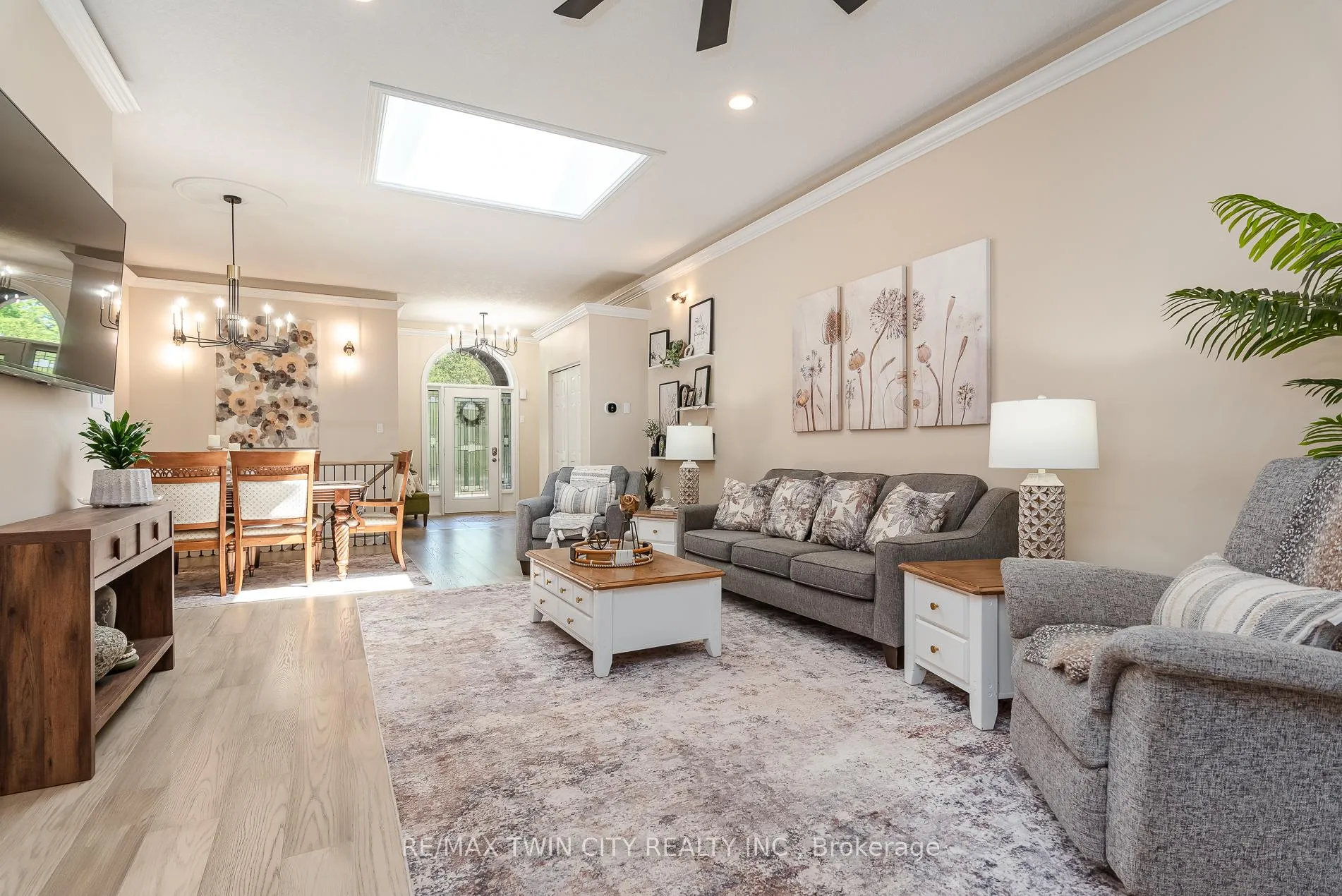 Photo 21 of 294 Fallowfield Drive, Kitchener — HOMEH